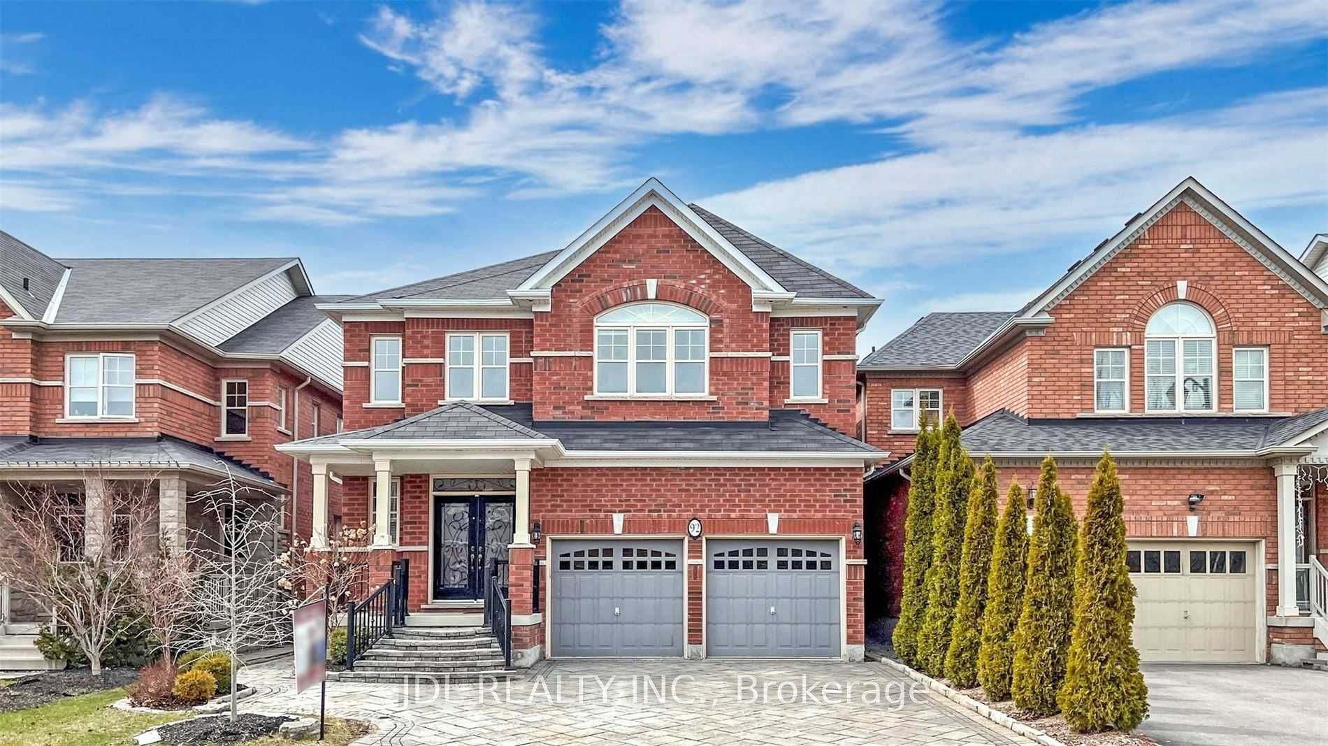 92 Princess Diana Dr Property Photo