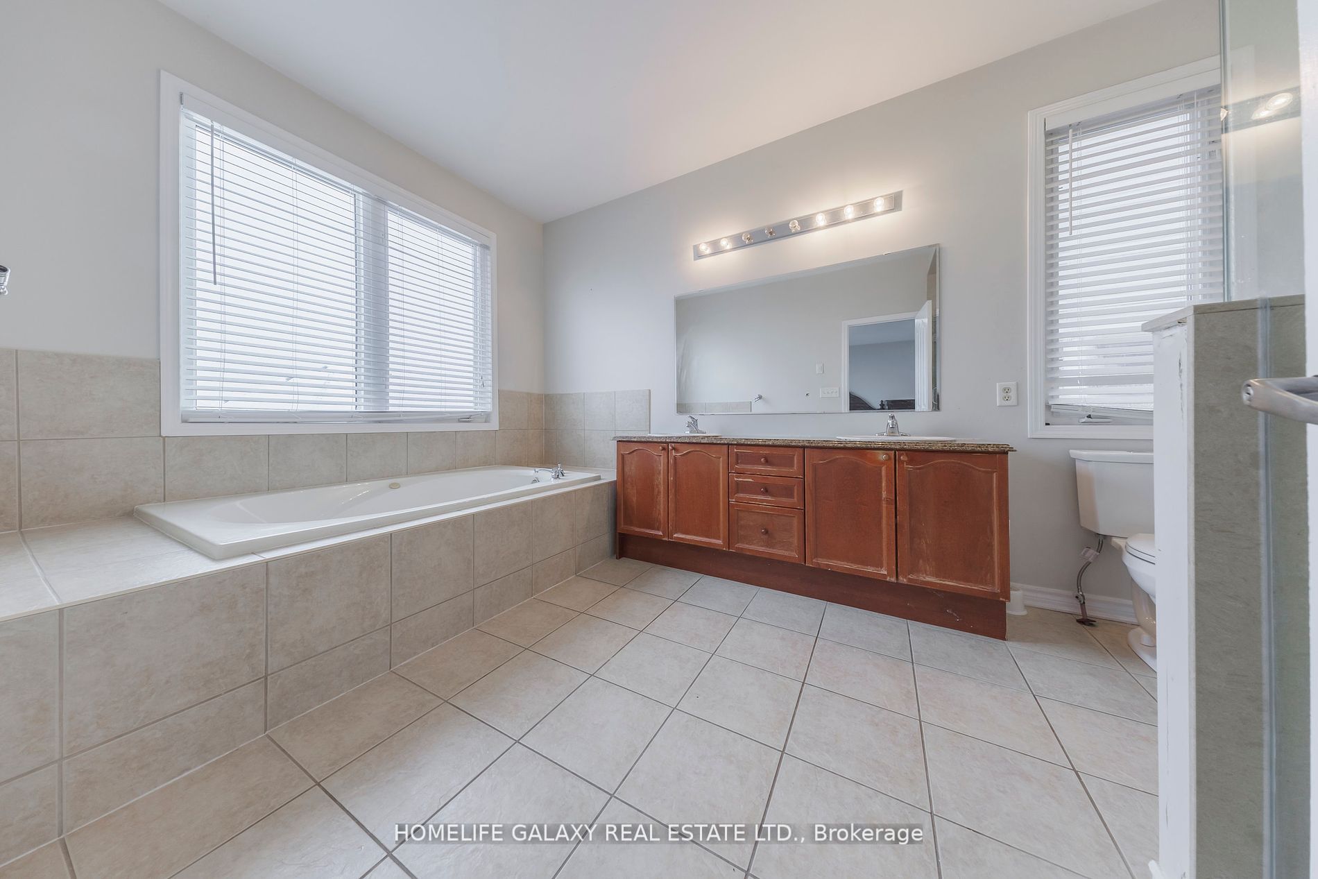 7 Clamerten Rd Property Photo 25