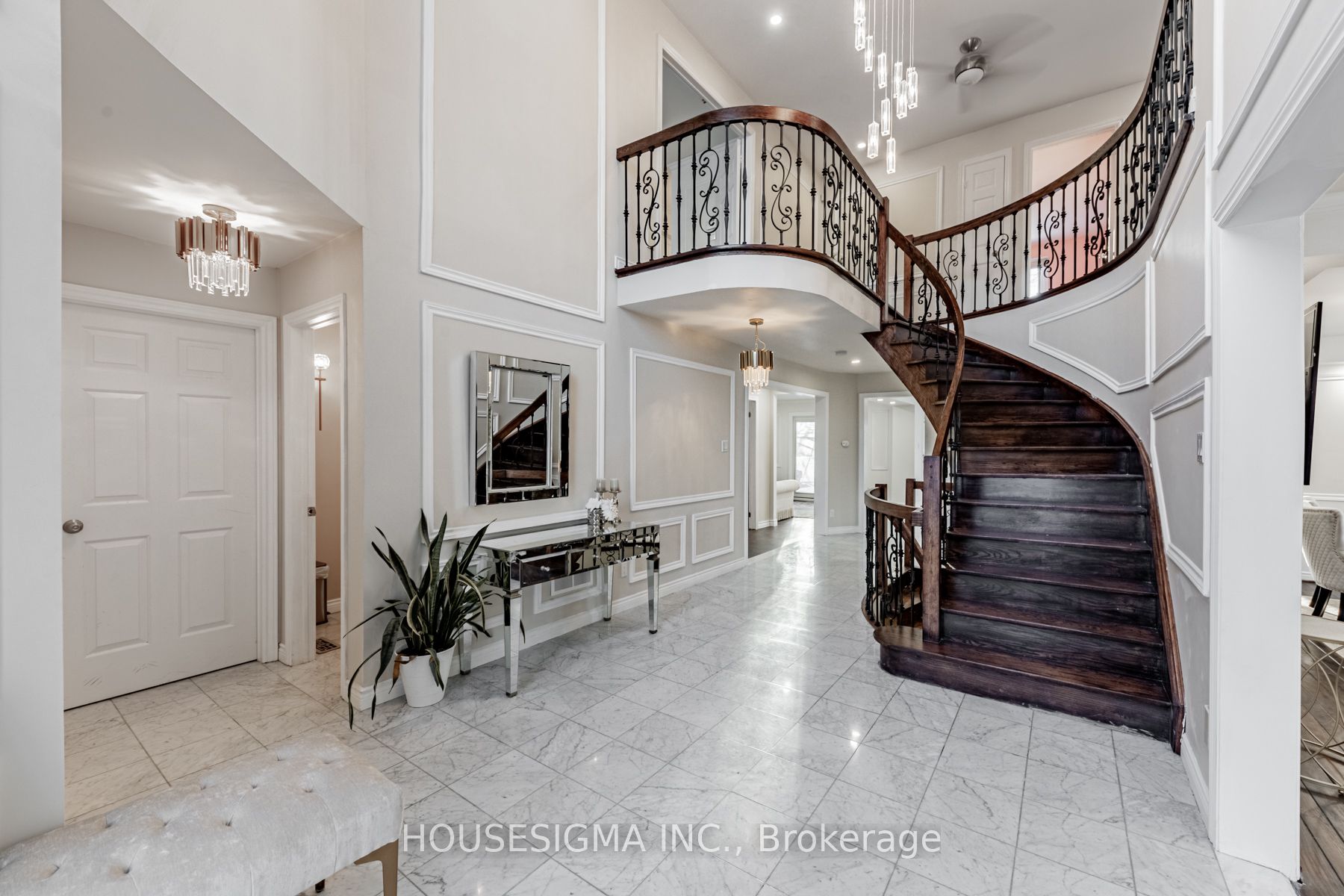 1 Bronte Rd Property Photo 2