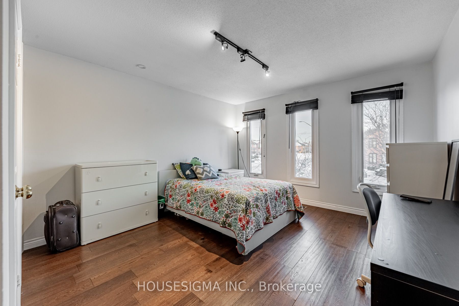 1 Bronte Rd Property Photo 21