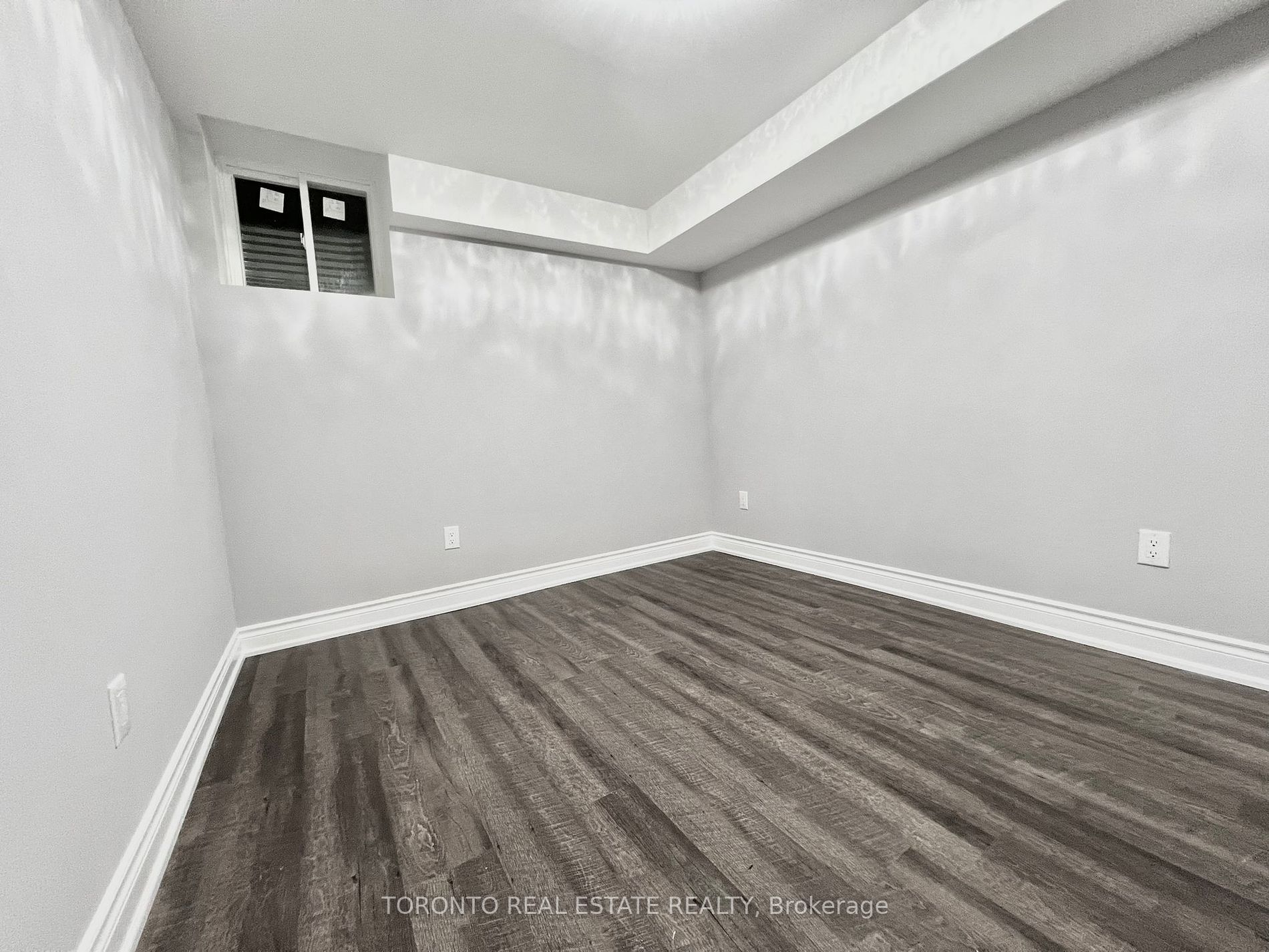74 Mohandas Dr Property Photo 12