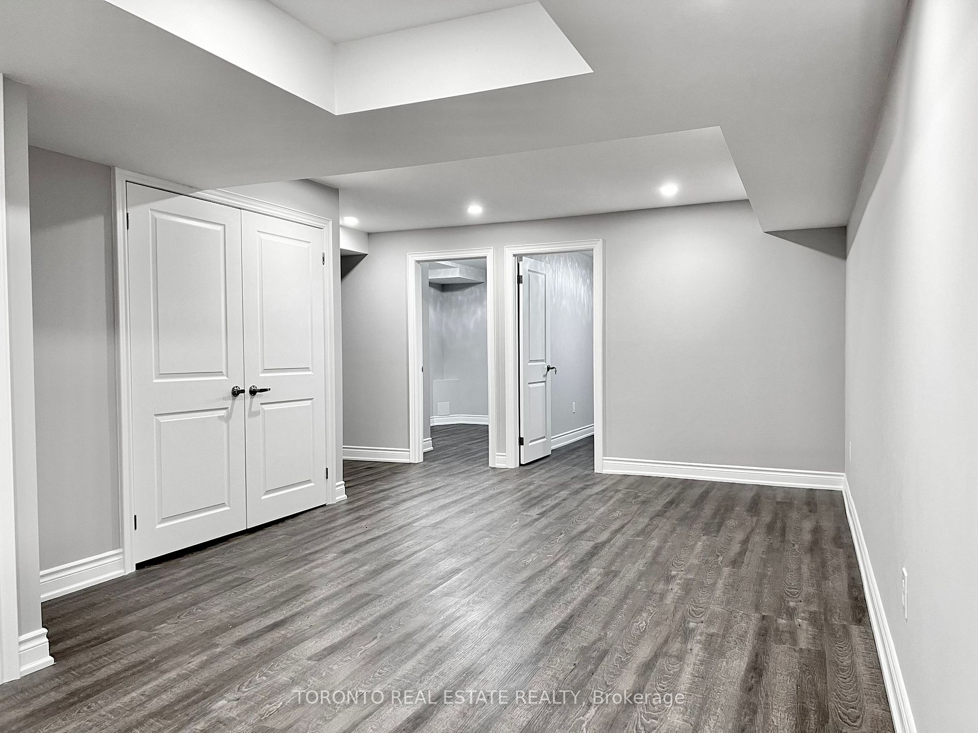 74 Mohandas Dr Property Photo 16