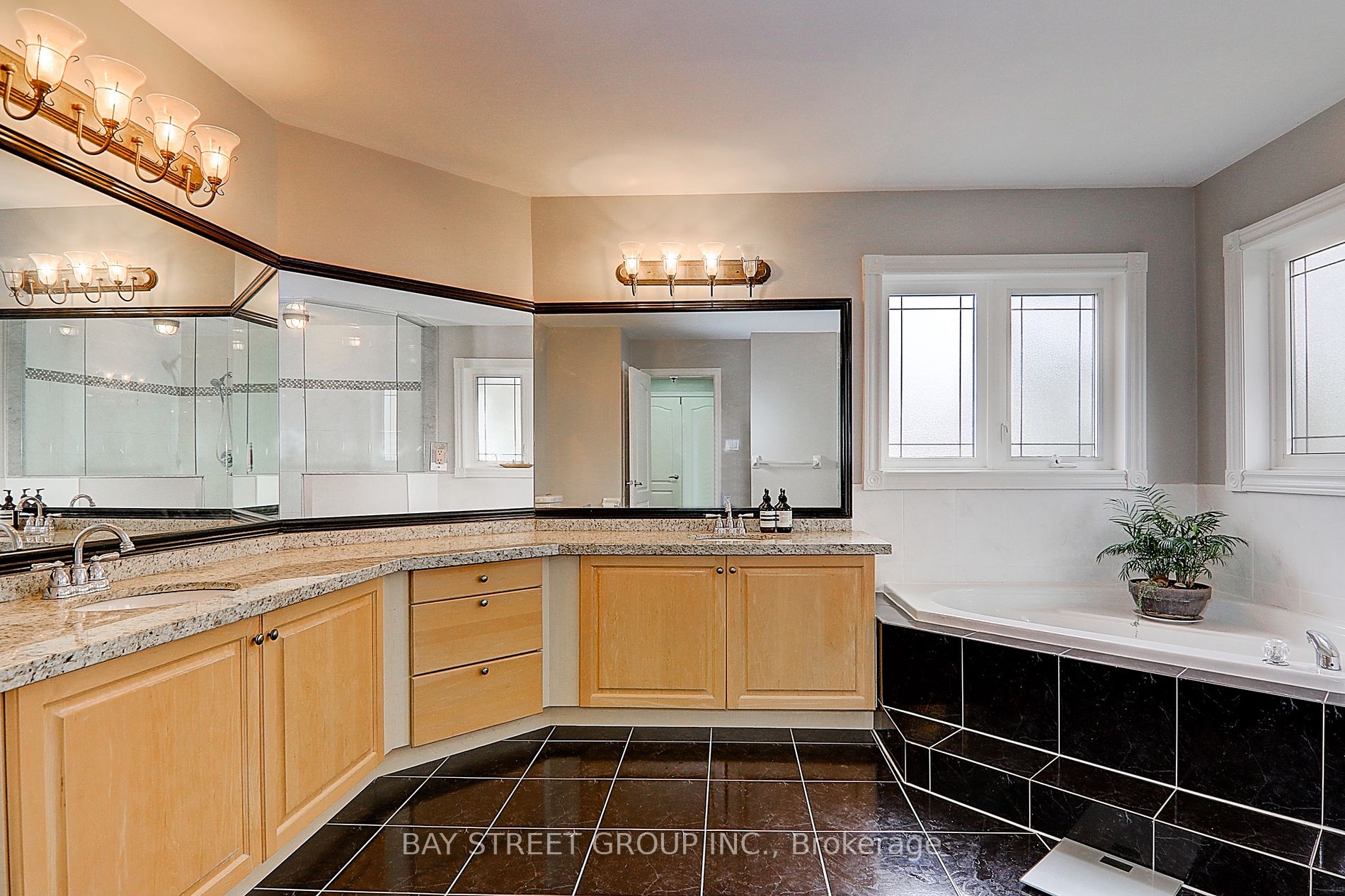 19 Lazenby Crt Property Photo 19