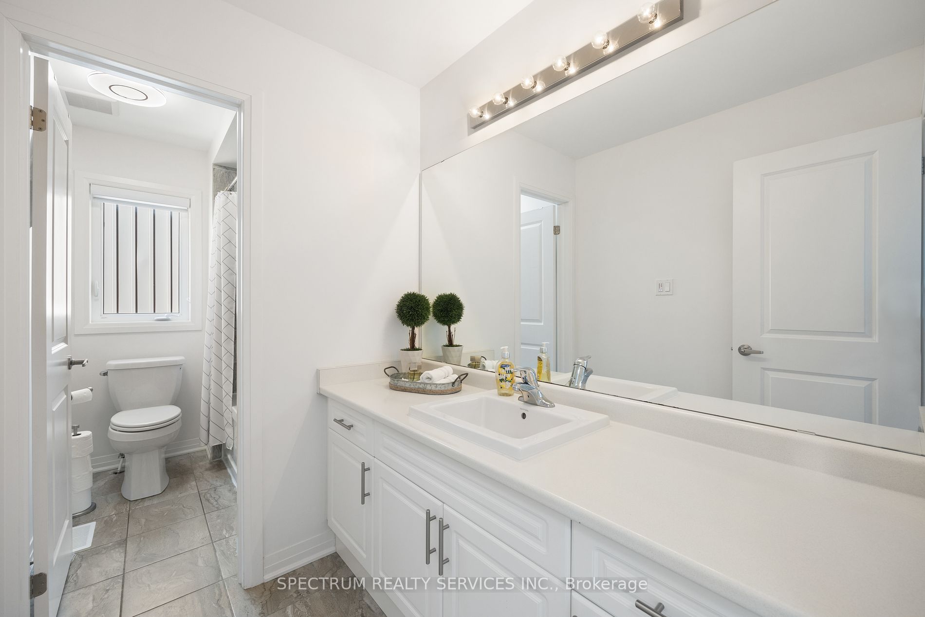 52 Pridham Pl Property Photo 28