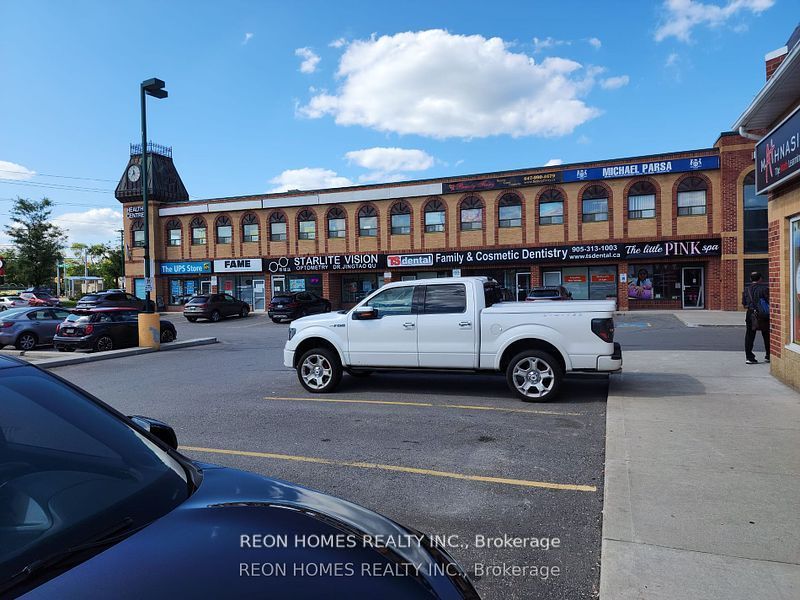 13075 Yonge St Property Photo 19