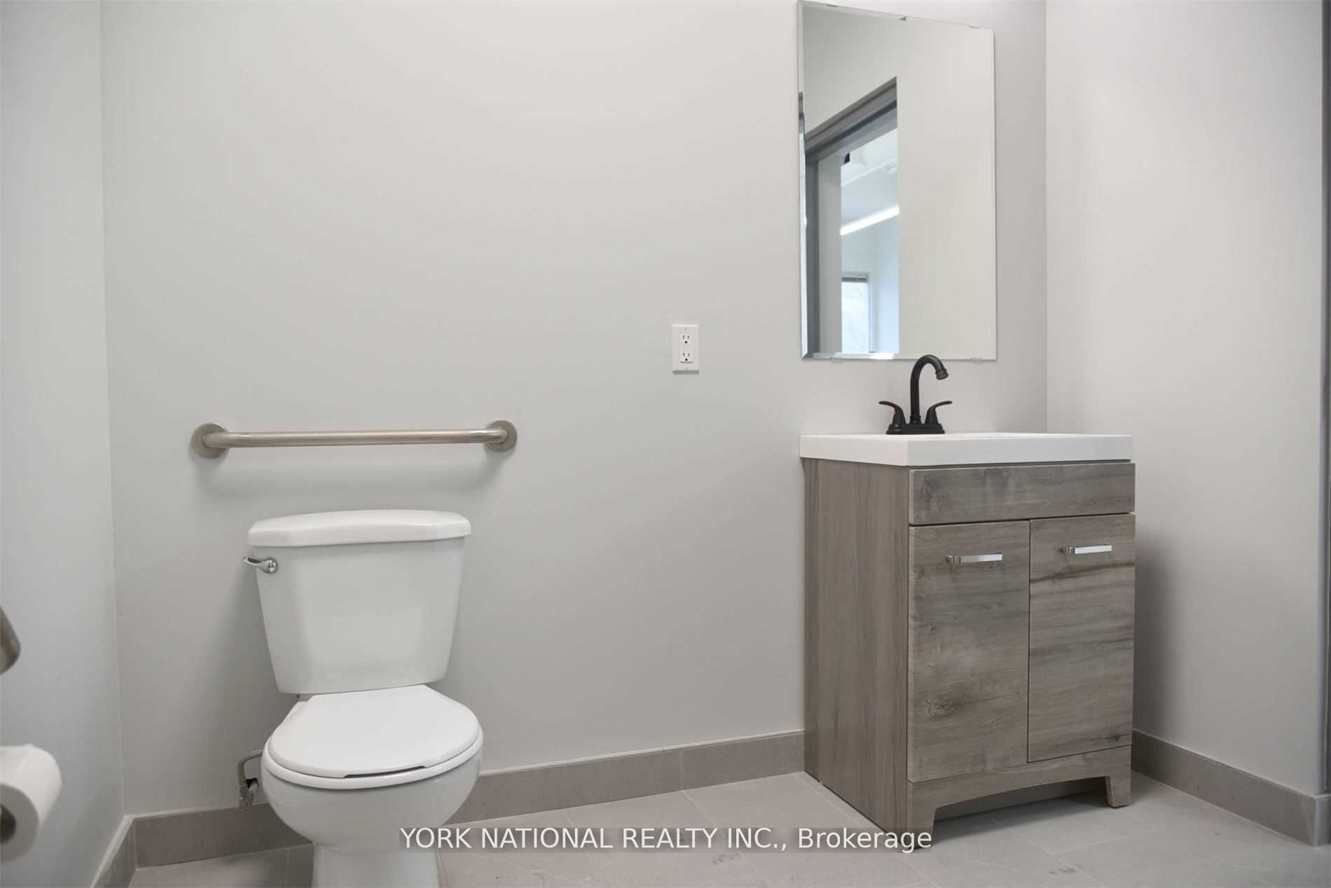 125 Don Hillock Dr Property Photo 8