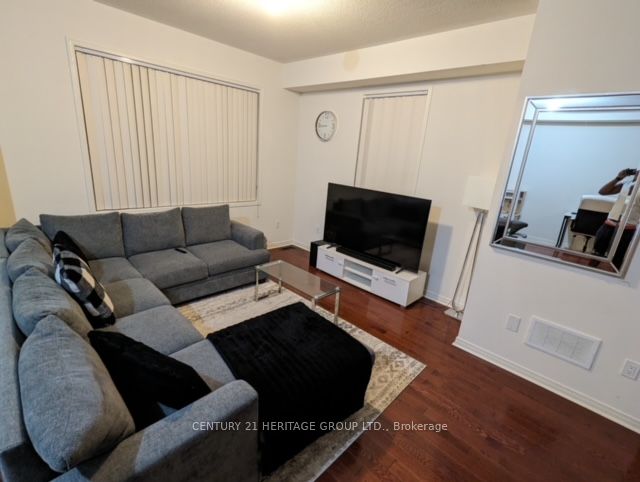 73 Ness Dr Property Photo 2