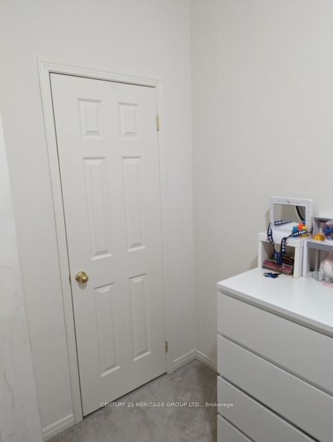 73 Ness Dr Property Photo 3