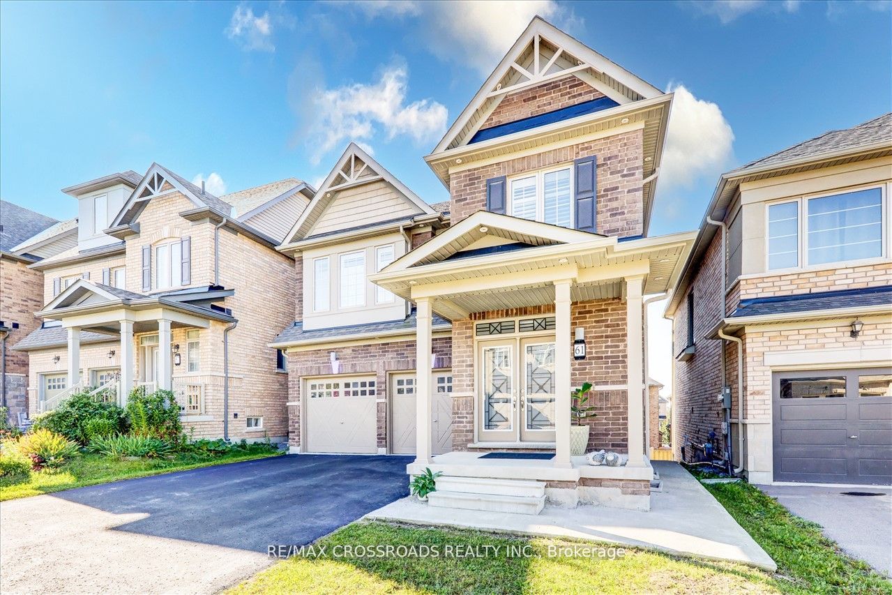 61 Blazing Star St Property Photo 2