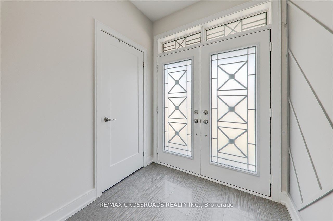 61 Blazing Star St Property Photo 4