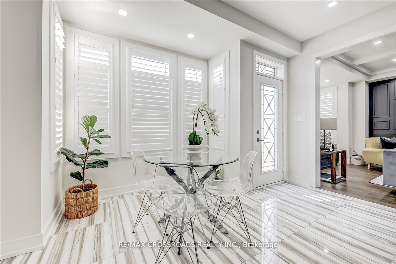 61 Blazing Star St Property Photo 12