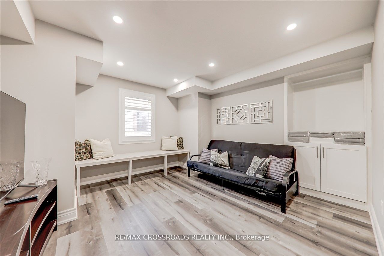 61 Blazing Star St Property Photo 33
