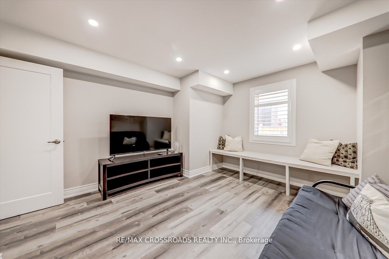 61 Blazing Star St Property Photo 34