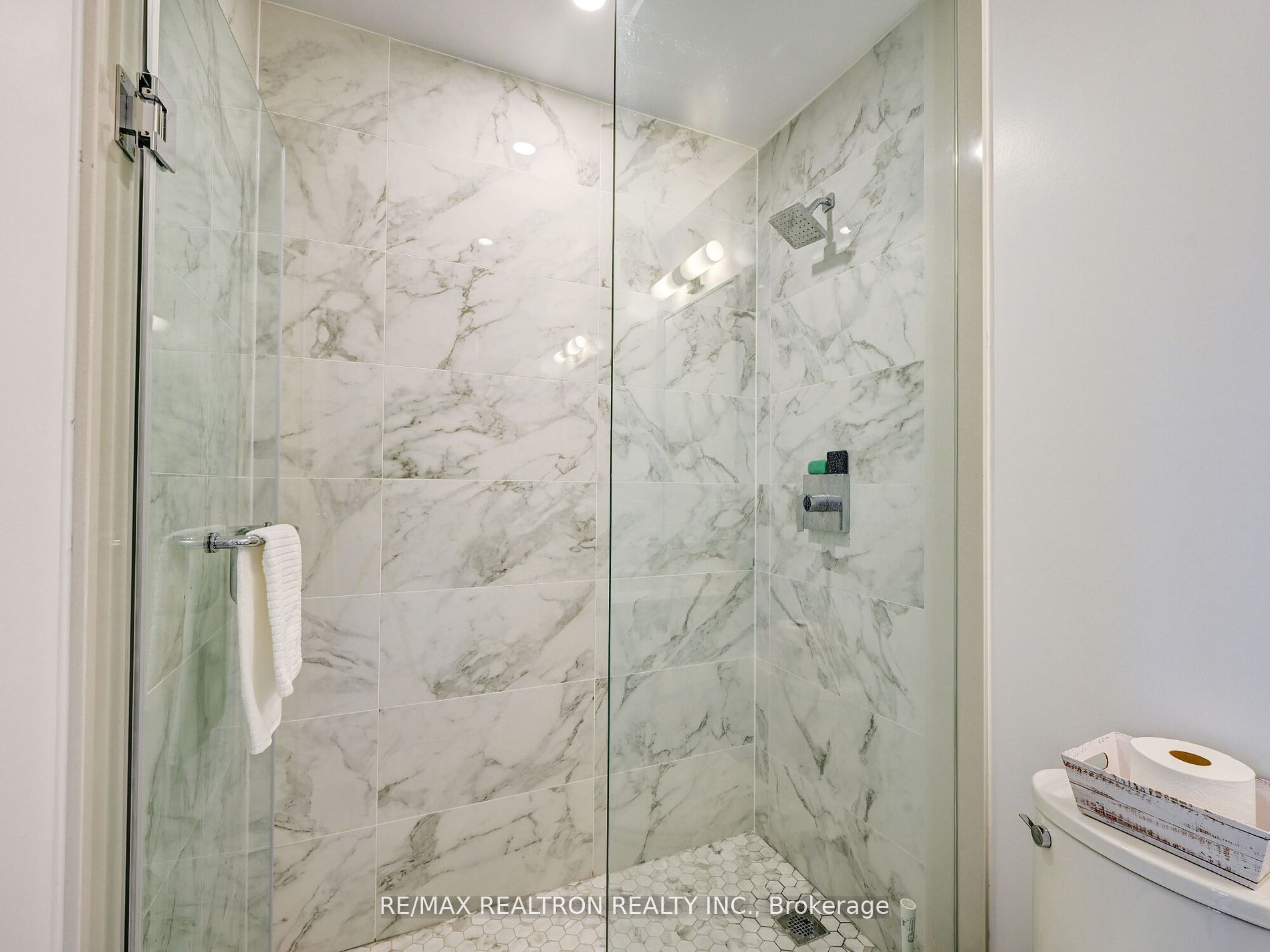 415 Sea Ray Ave 27 Property Photo 17