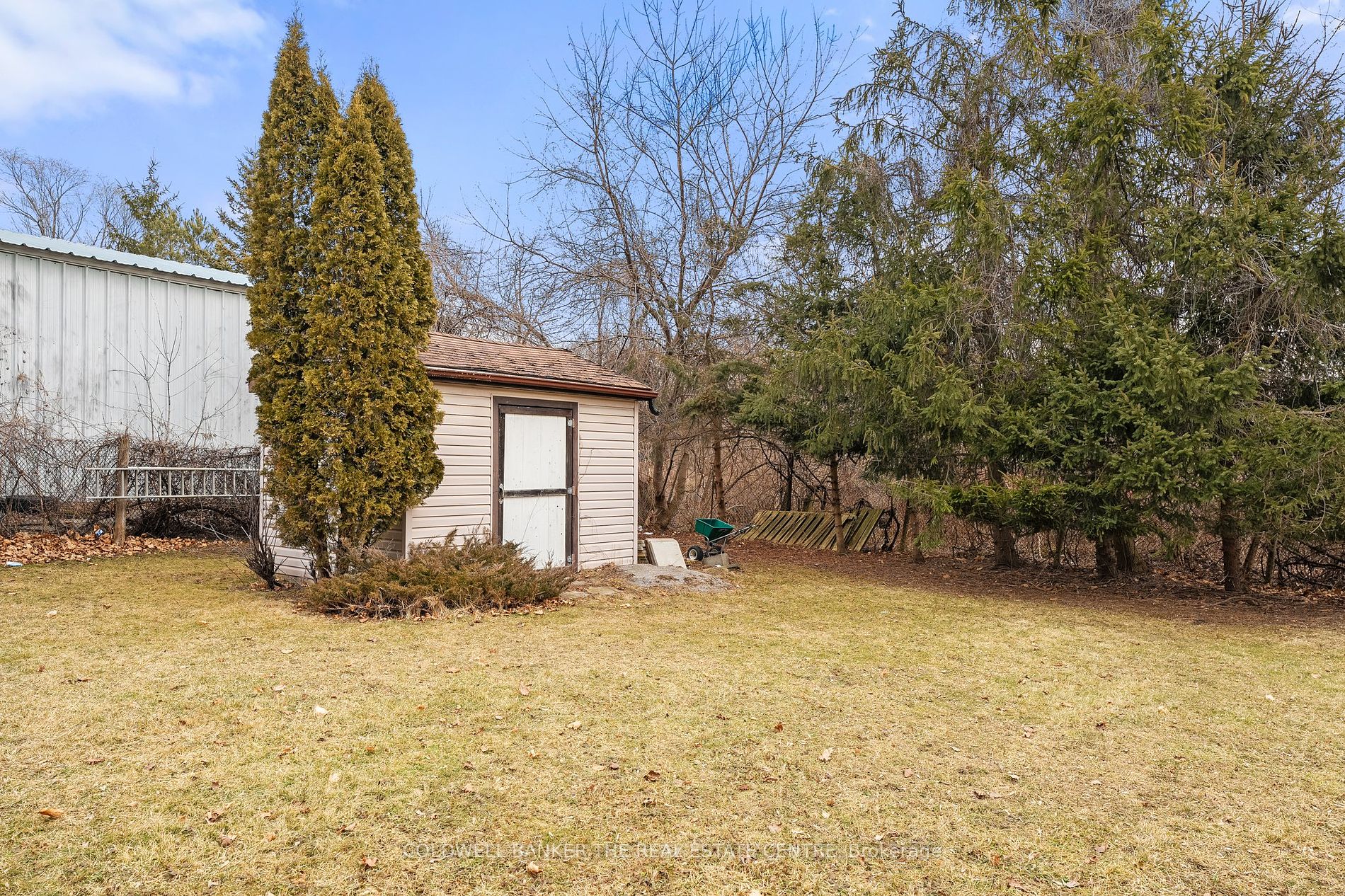 533 The Queensway S Property Photo 30