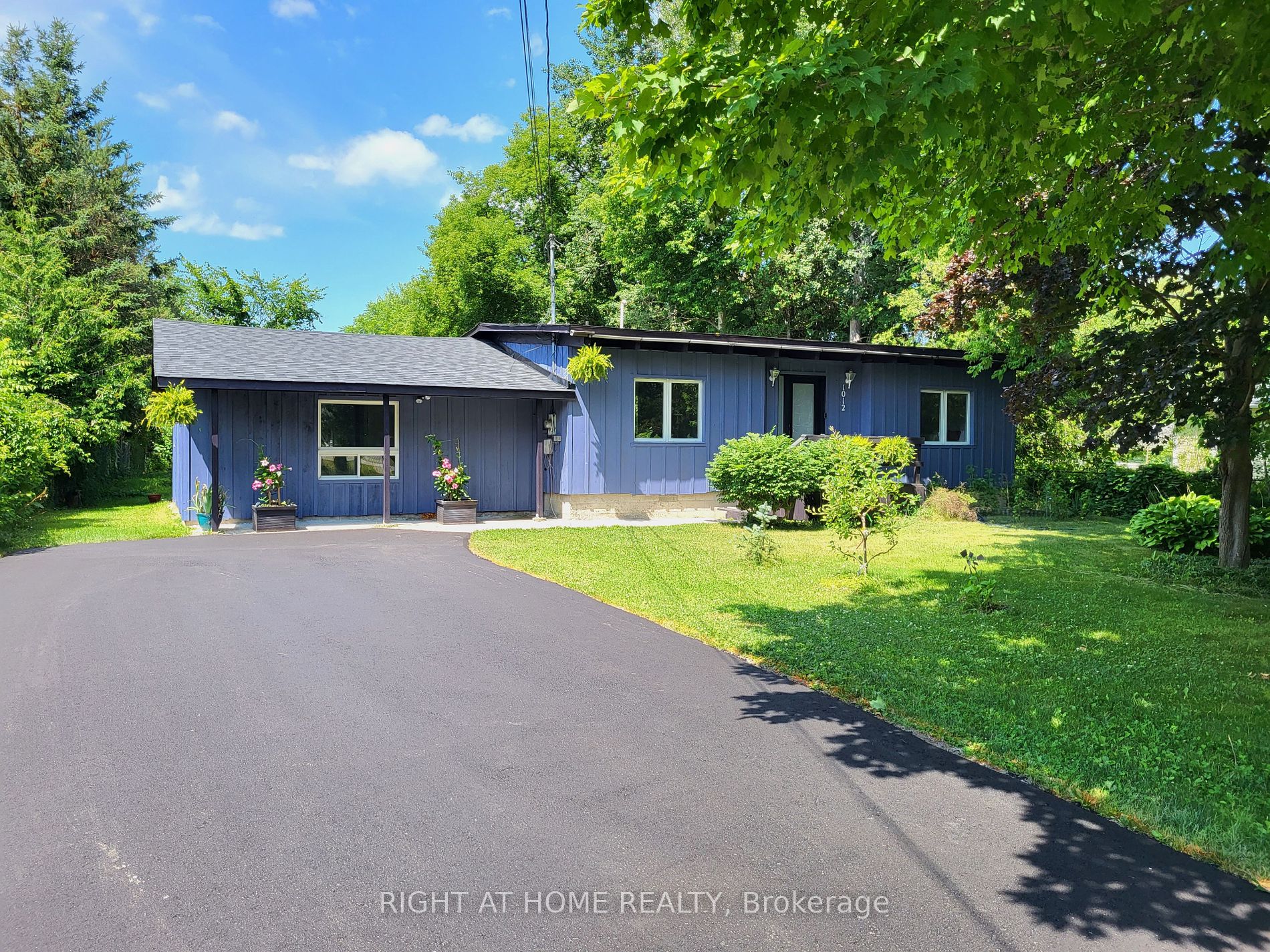 1012 Goshen Rd Property Photo 1
