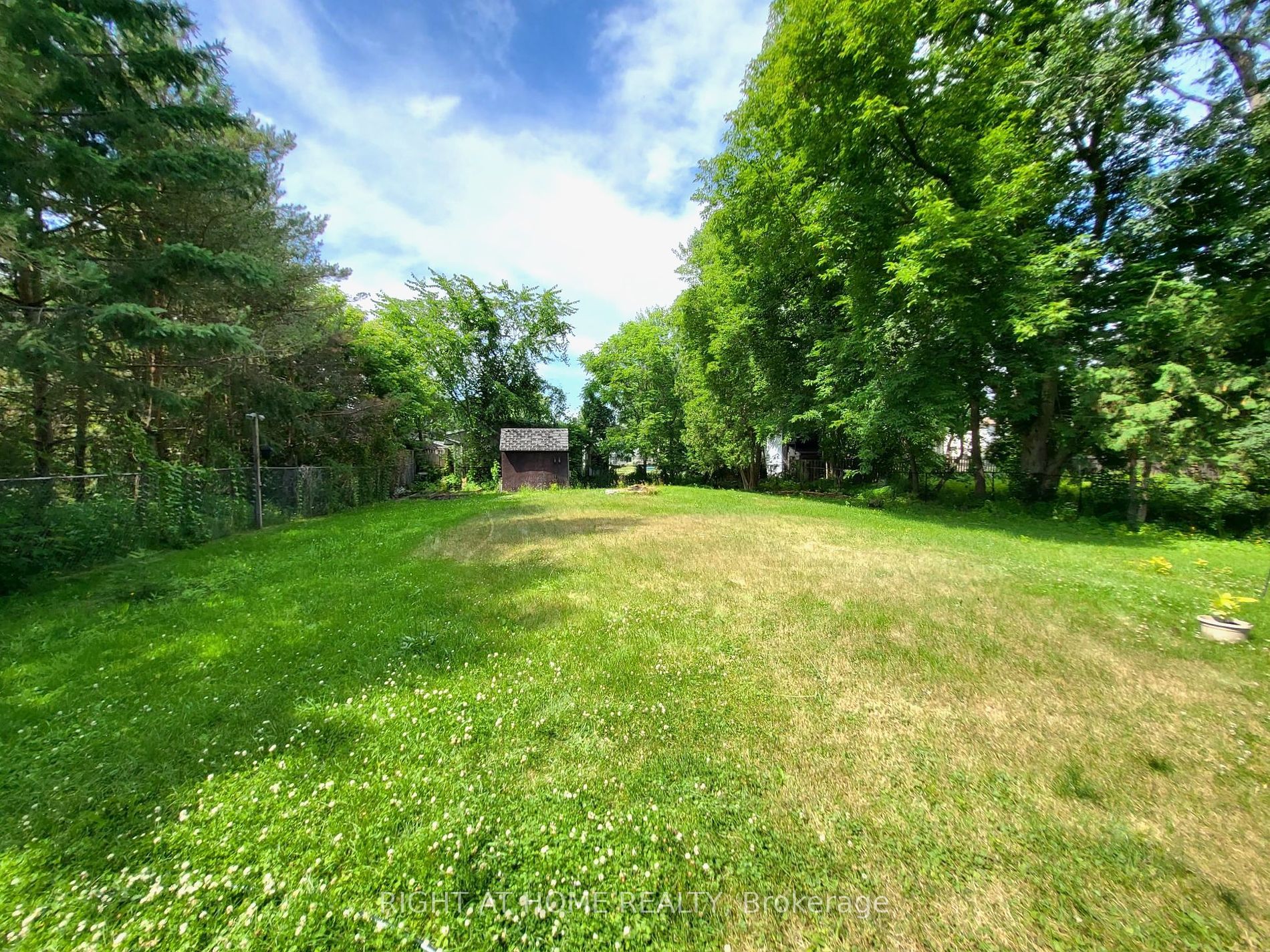 1012 Goshen Rd Property Photo 24