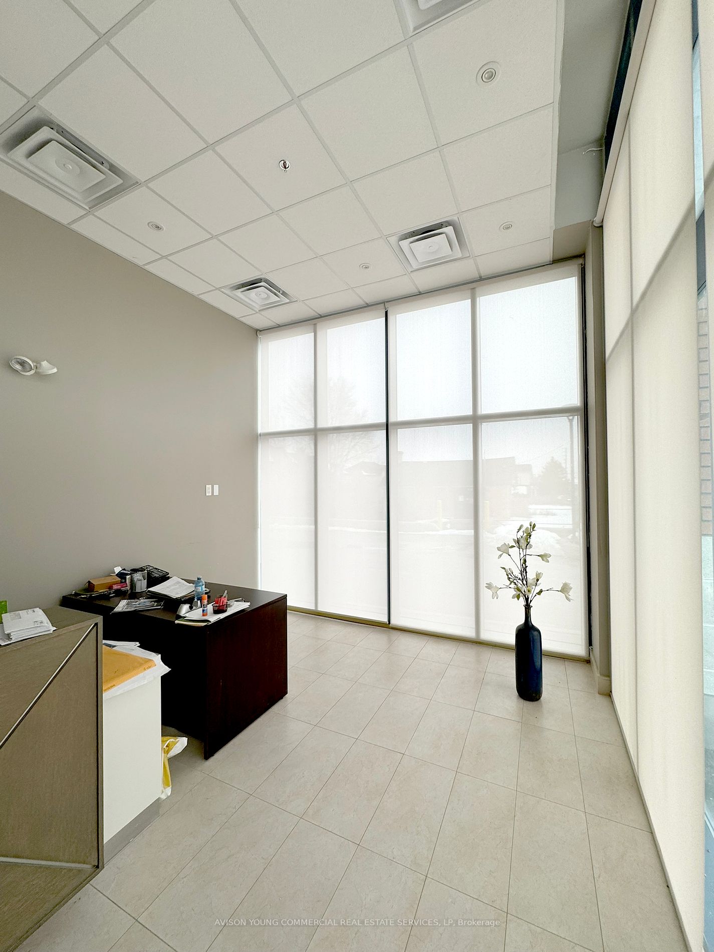 11611 Yonge St Property Photo 2