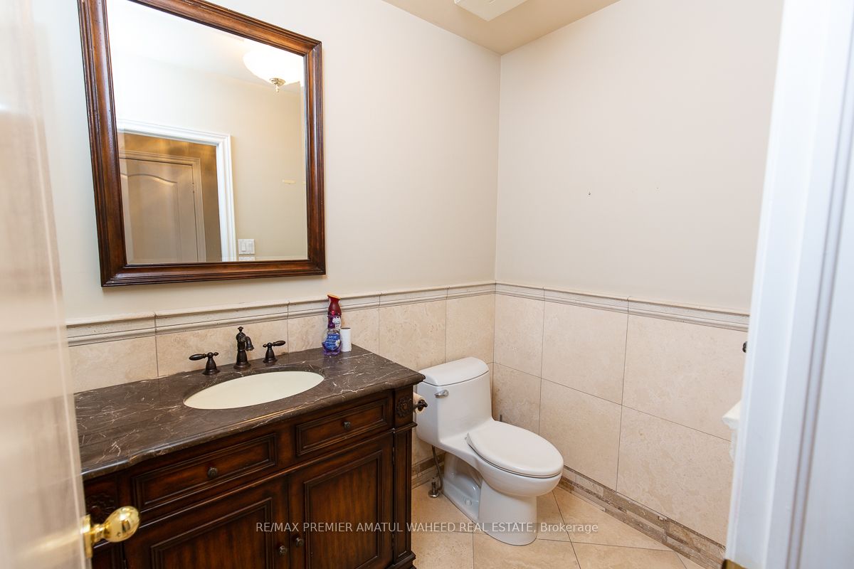 300 Blackburn Blvd Property Photo 32