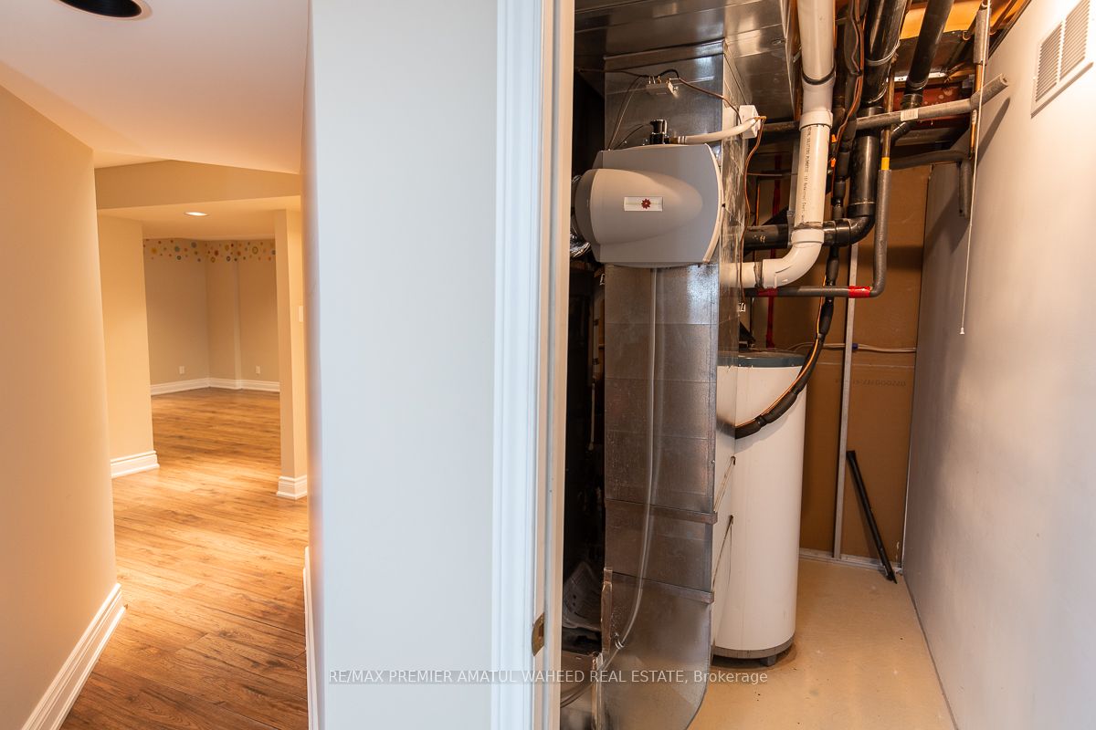 300 Blackburn Blvd Property Photo 38