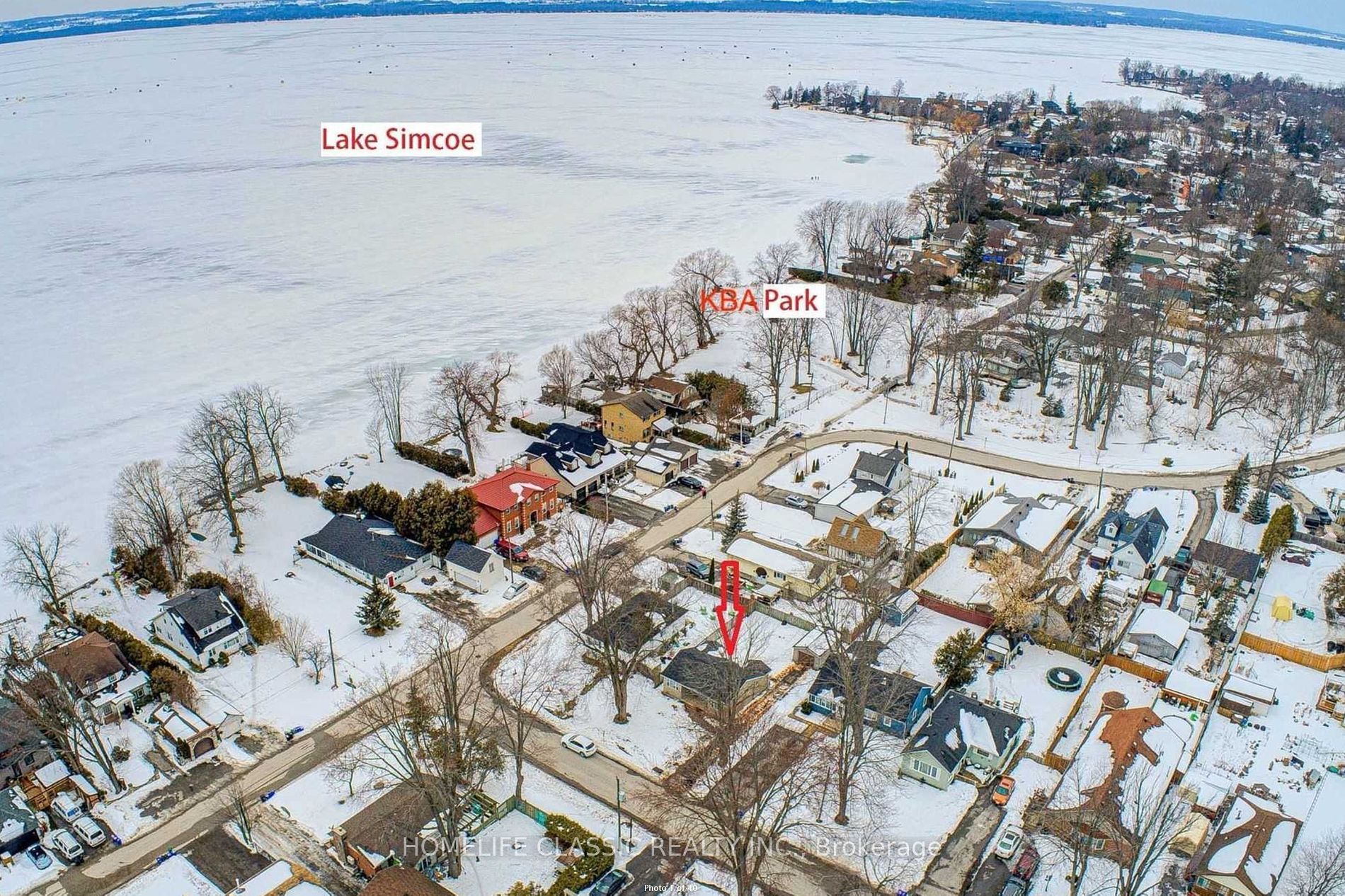 242 Simcoe Ave N Property Photo 23