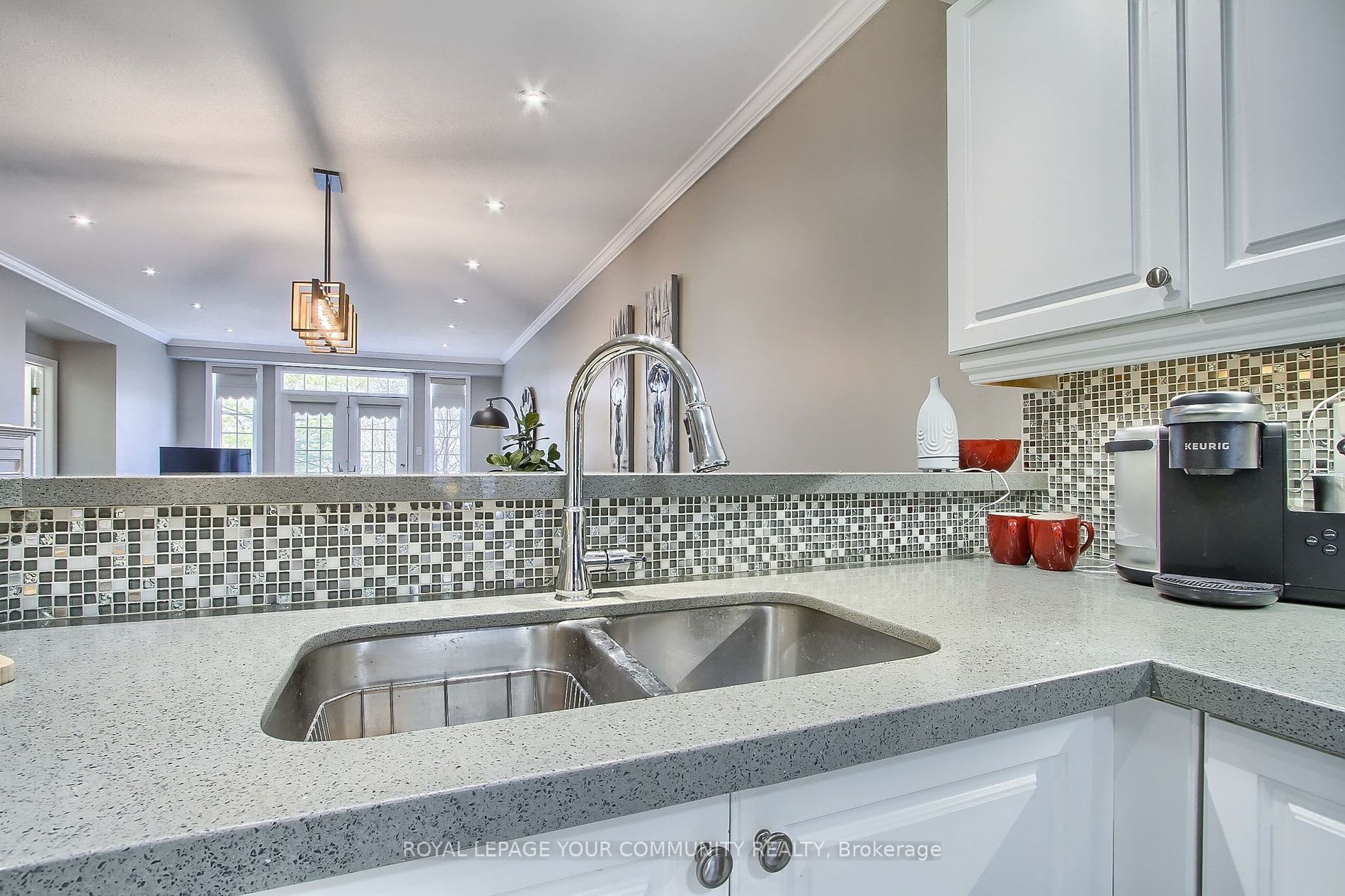 520 Silken Laumann Dr 7 Property Photo 11
