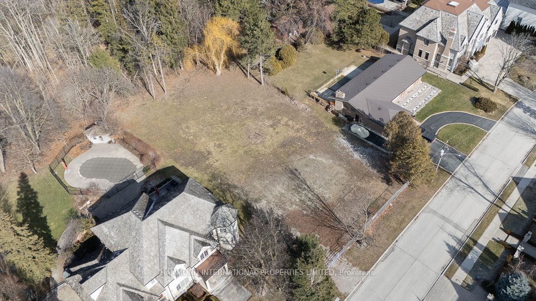 46 Maryvale Cres Property Photo 3