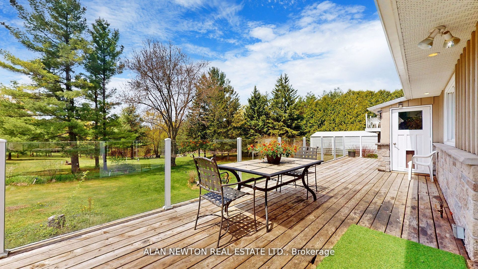 5832 5 Side Rd Property Photo 35