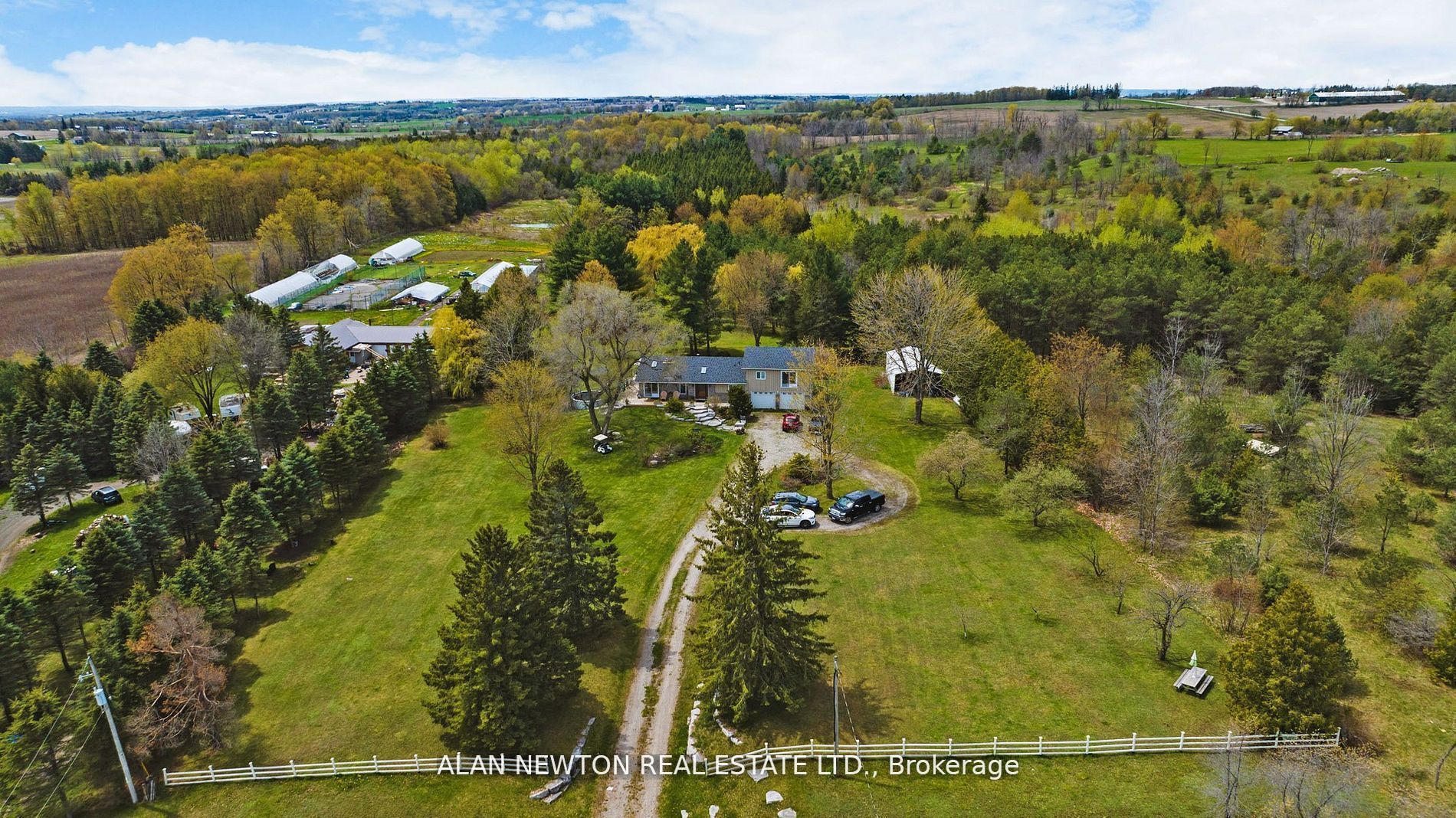5832 5 Side Rd Property Photo 40