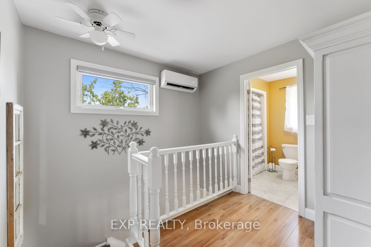 10 Mellon Ave Property Photo 23