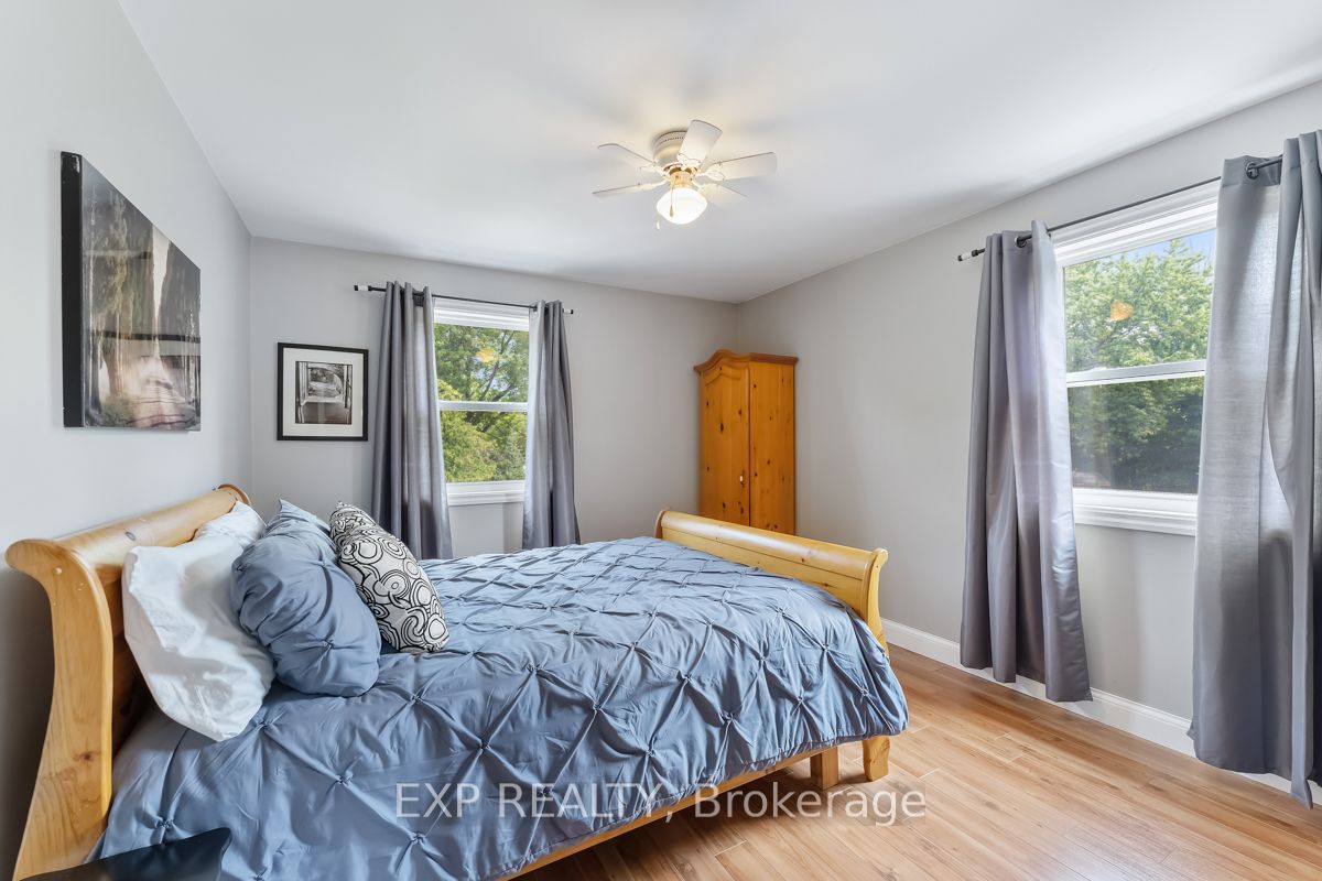 10 Mellon Ave Property Photo 24