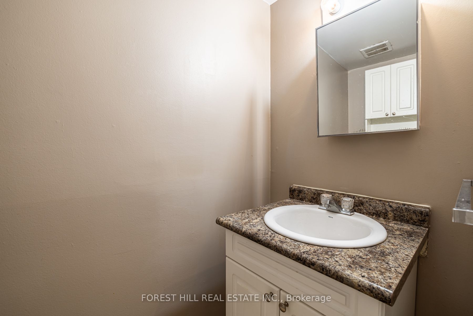 246 Milestone Cres S 117 Property Photo 11