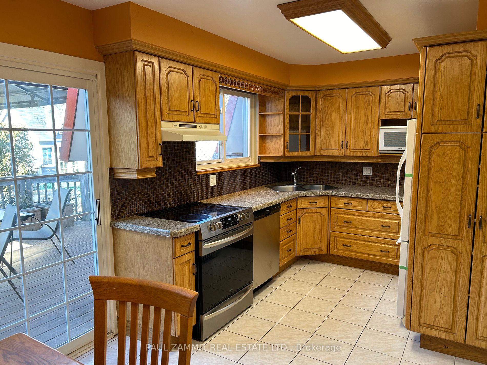 42 Ironshield Cres Property Photo 4