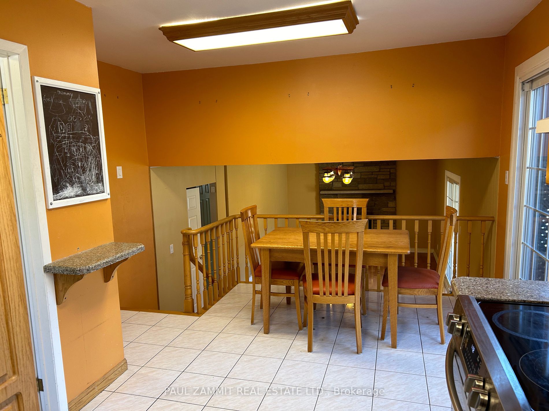 42 Ironshield Cres Property Photo 5