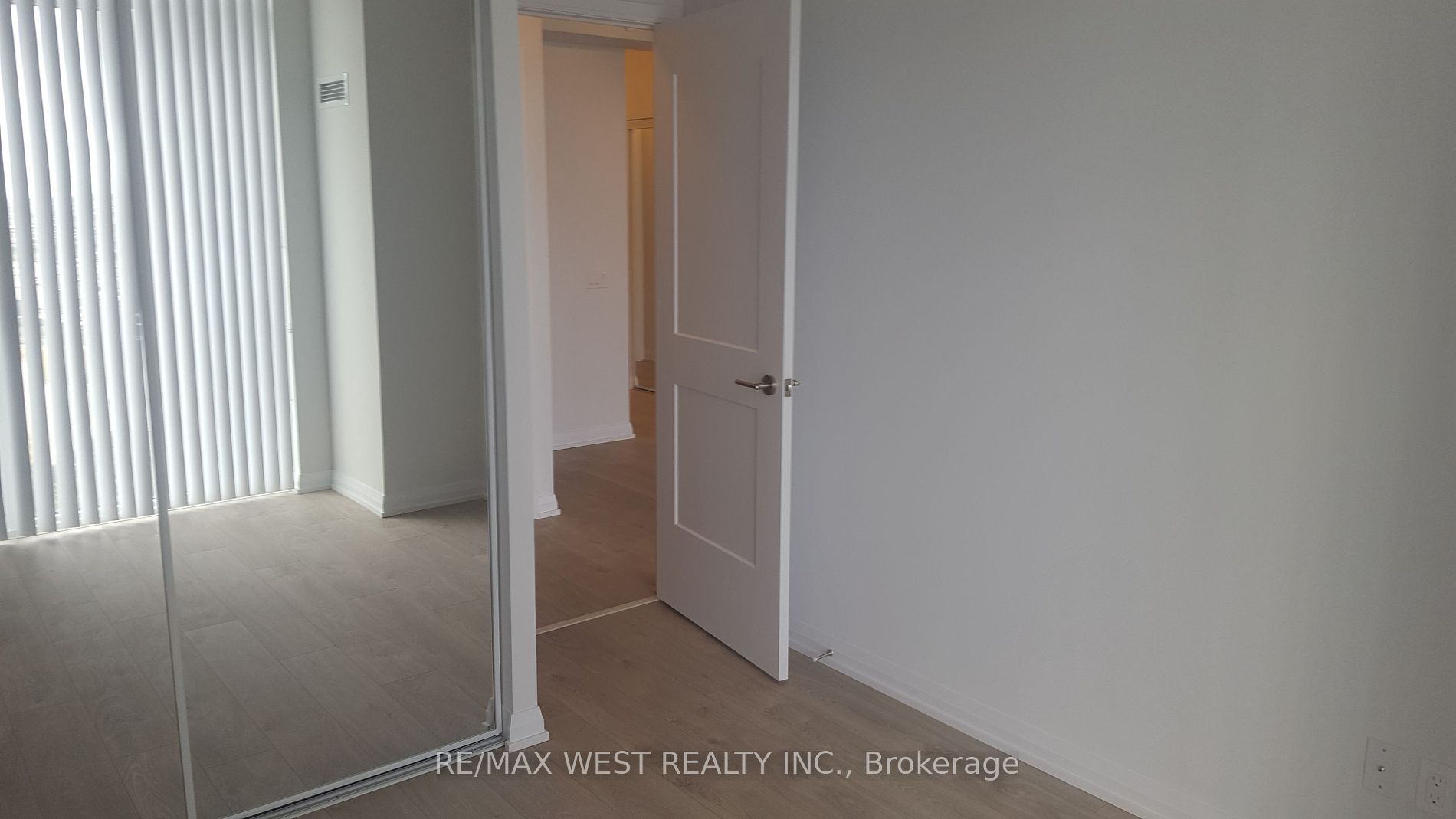 7895 Jane St 15 Property Photo 12