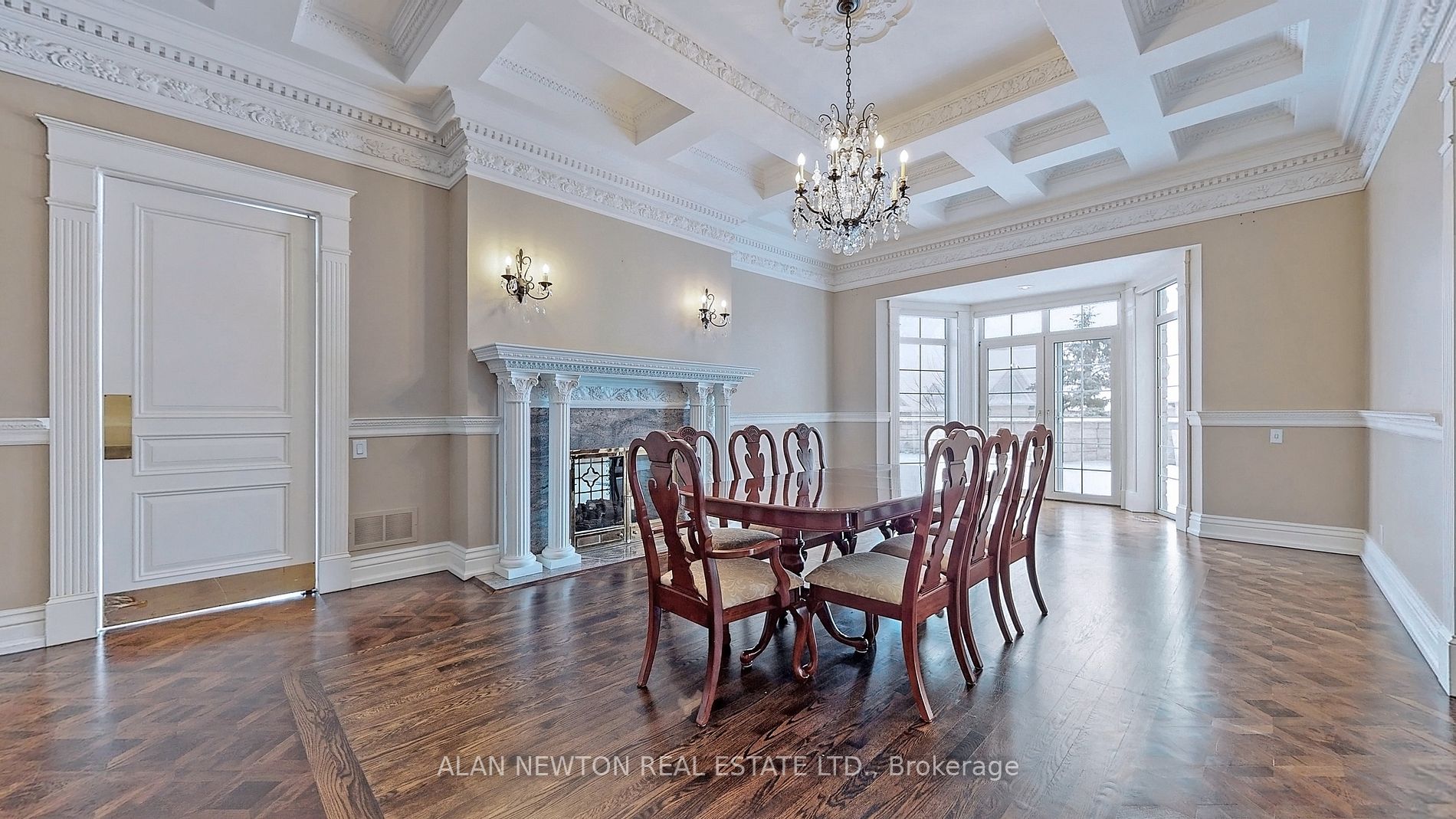 16 Finesse Crt Property Photo 11