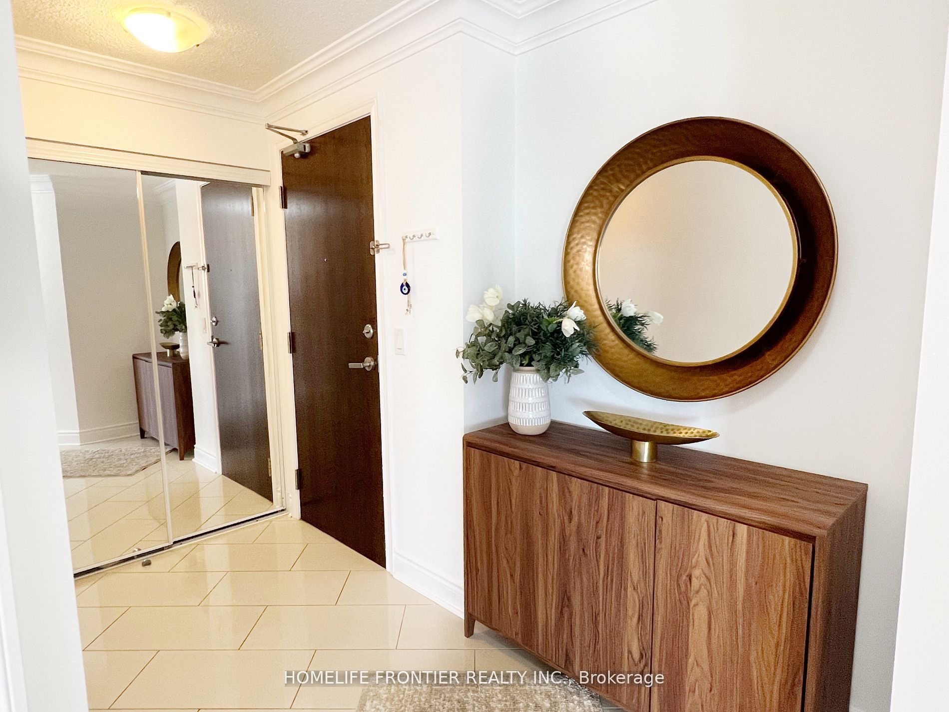 7 North Park Rd 11 Property Photo 5