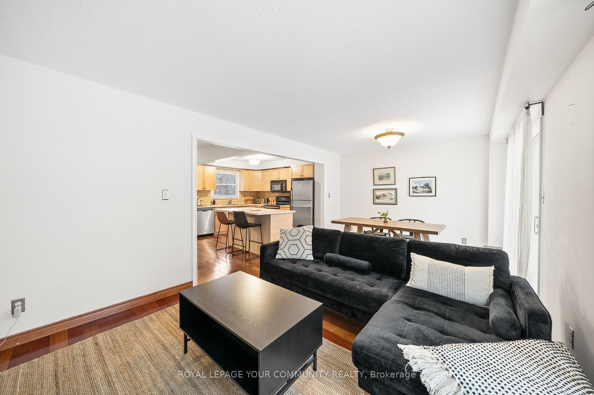 42 Lund St Property Photo 13