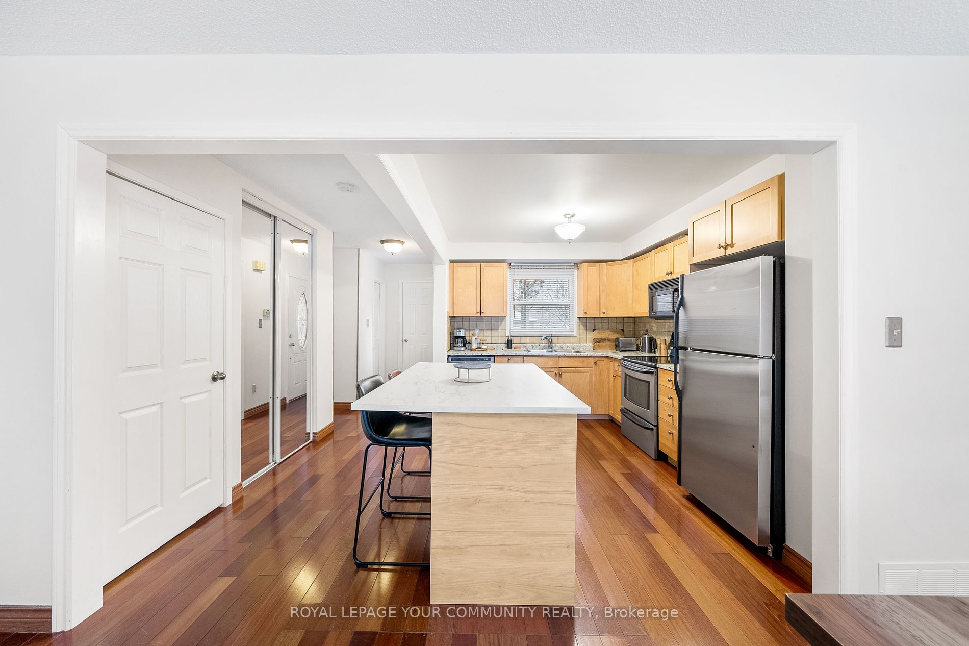 42 Lund St Property Photo 15