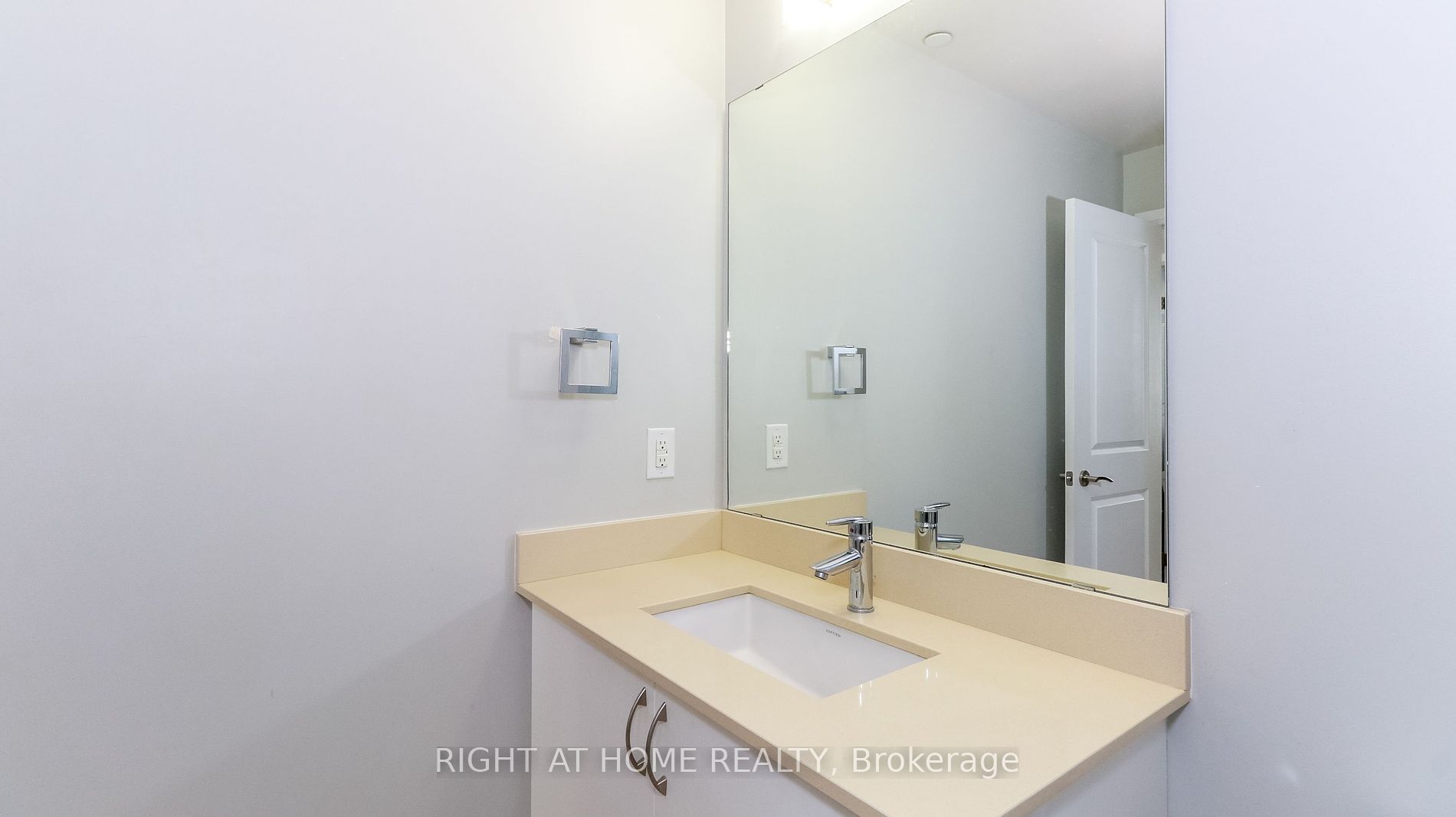 4700 Hwy 7 1 Property Photo 17