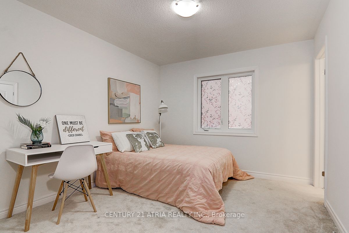 5 Robert Baldwin Blvd Property Photo 21
