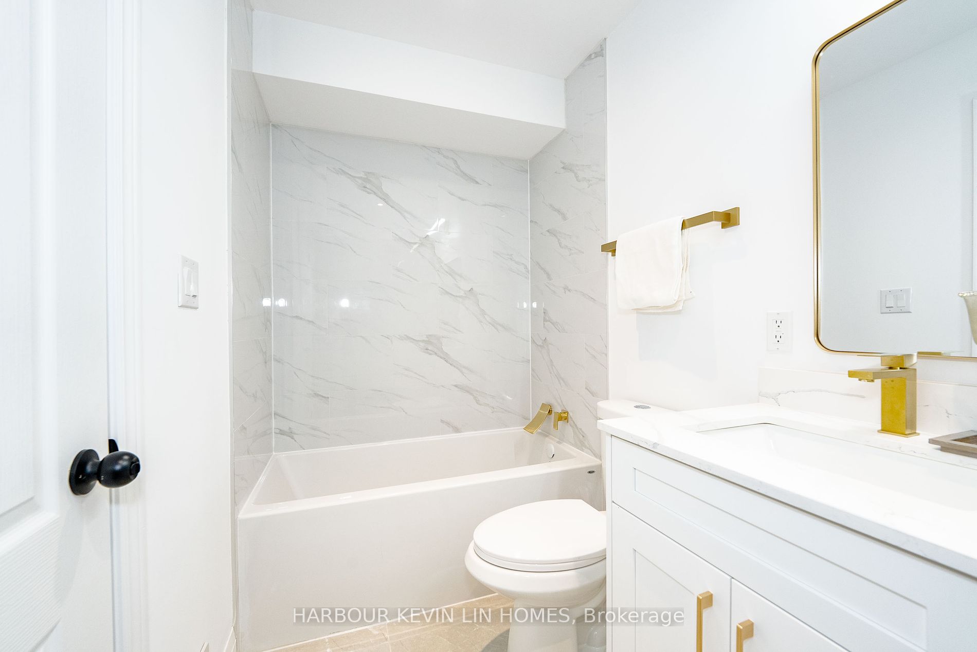 105 Patterson St Property Photo 9