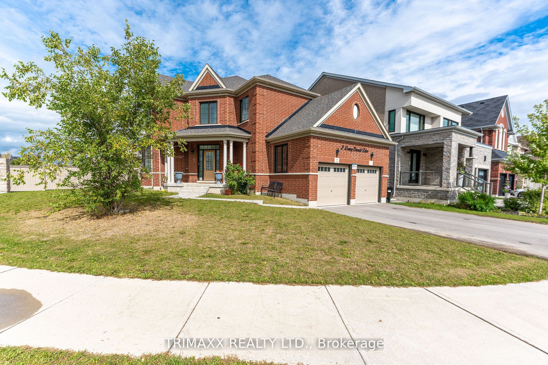 2 Downy Emerald Dr Property Photo 1