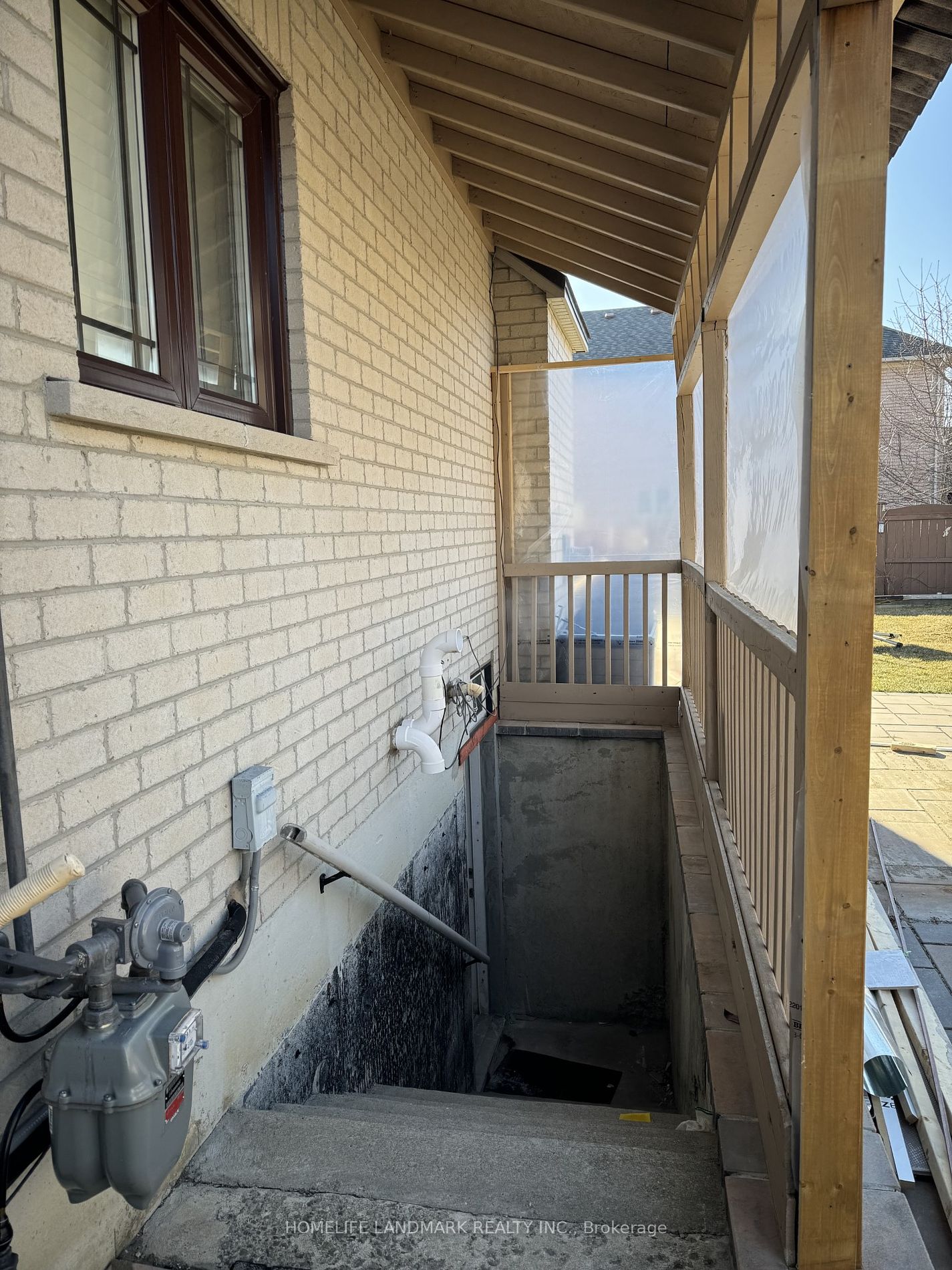 6 Lemsford Dr Property Photo 3
