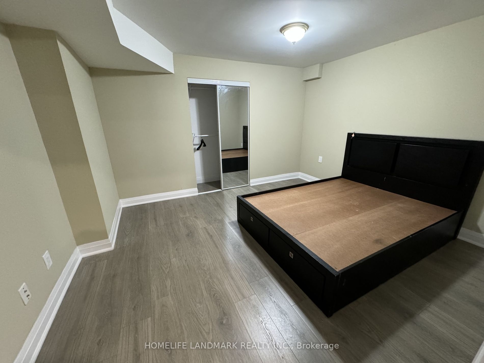 6 Lemsford Dr Property Photo 8