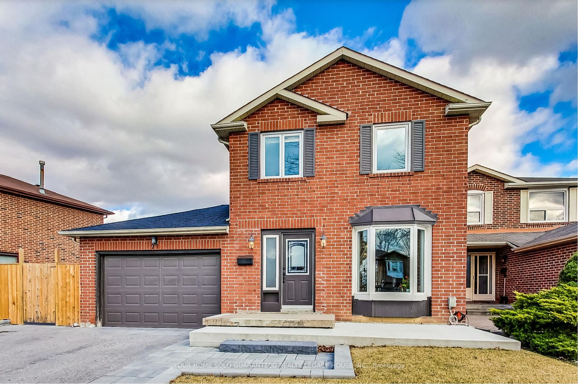 21 Irish Moss Crt Property Photo 2