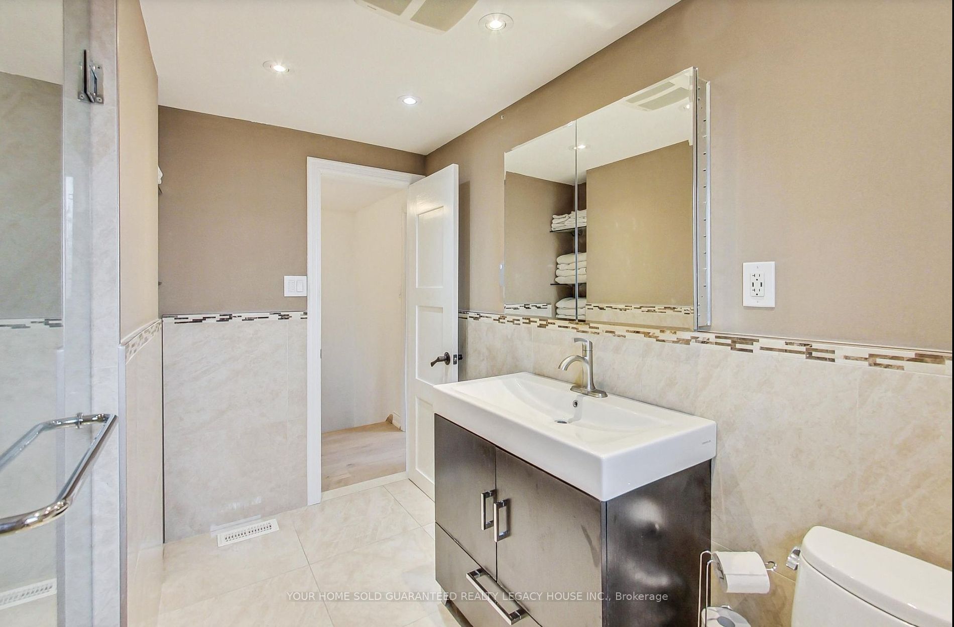21 Irish Moss Crt Property Photo 23