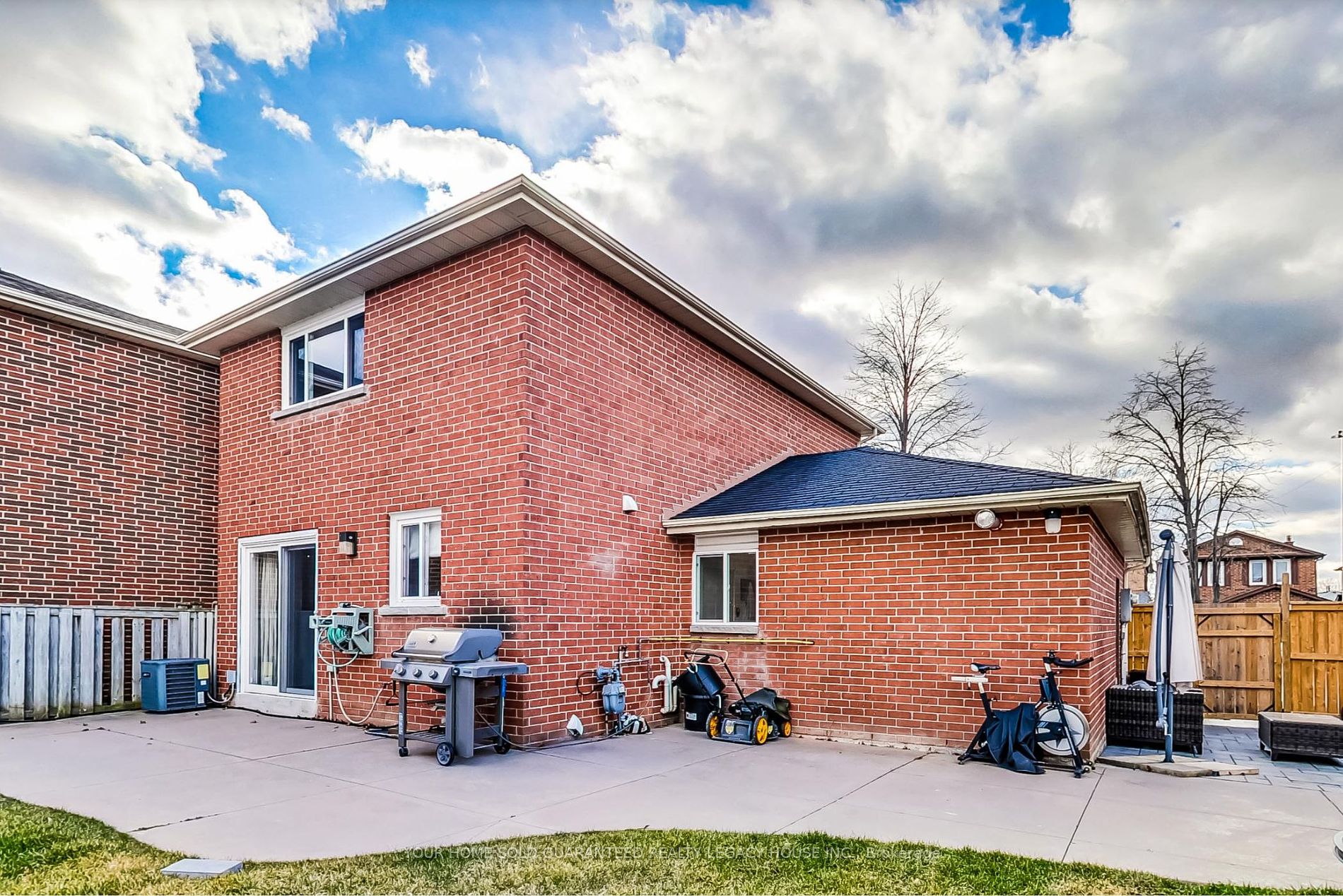 21 Irish Moss Crt Property Photo 29