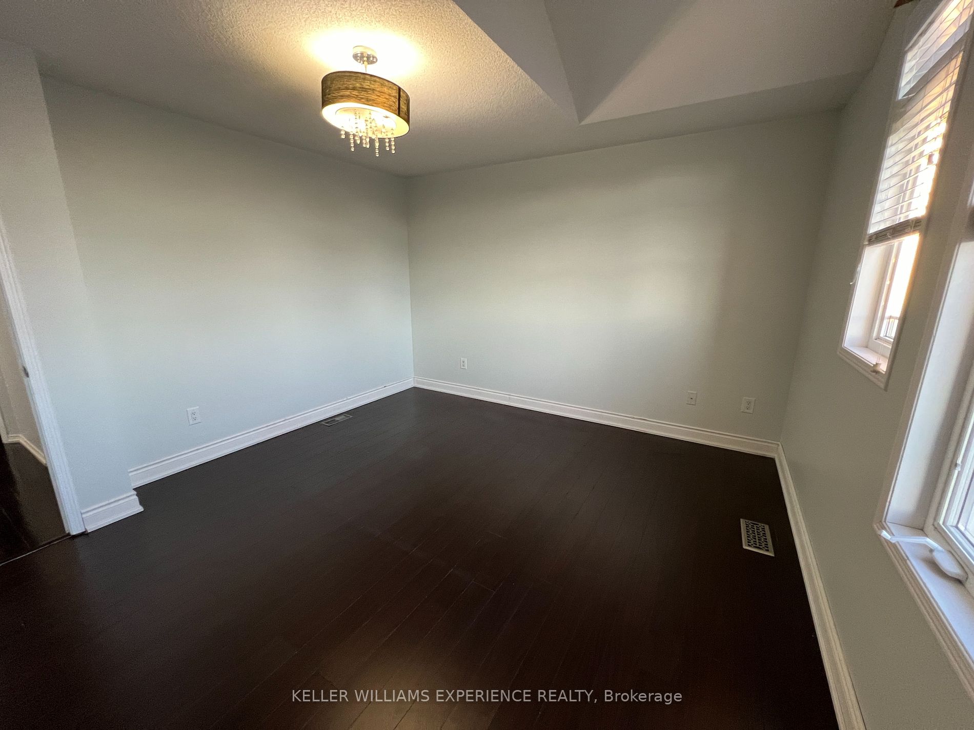 124 Aishford Rd Property Photo 23