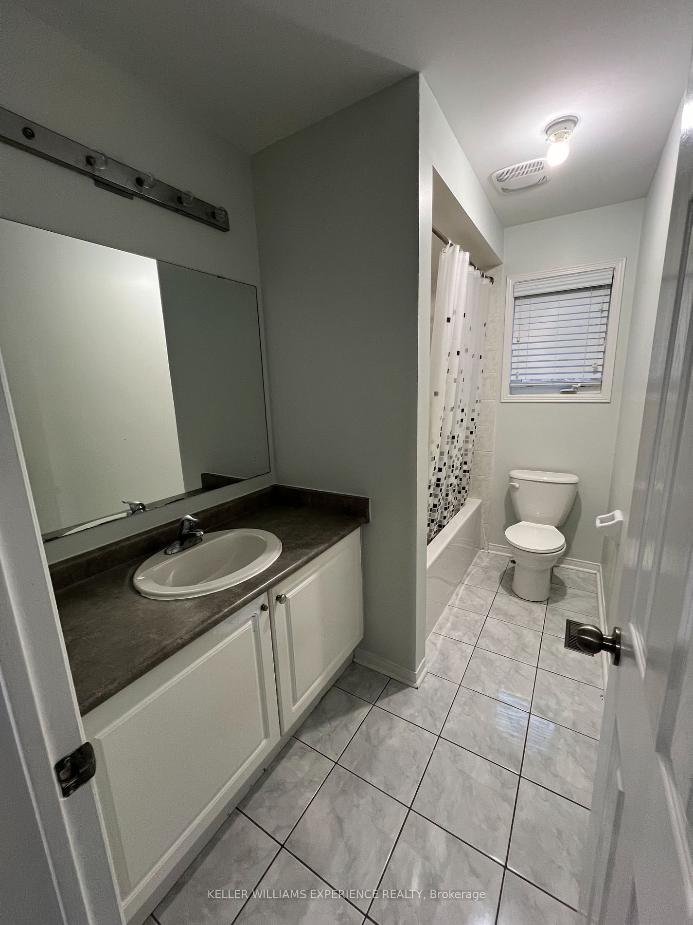 124 Aishford Rd Property Photo 24